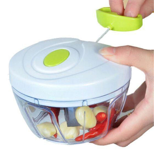 Hand-cranked food chopper