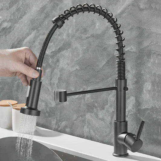 Pull-Down Kitchen Faucet with Single Hole Installation