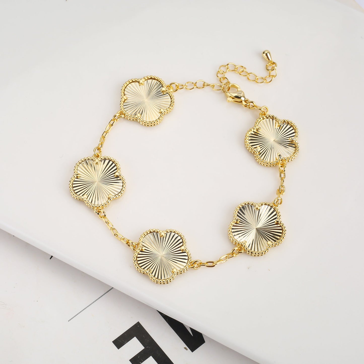 Antique Clover Charm Gold Bracelet