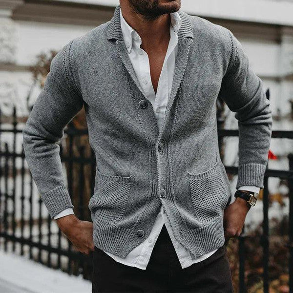 Simple cardigan with pockets