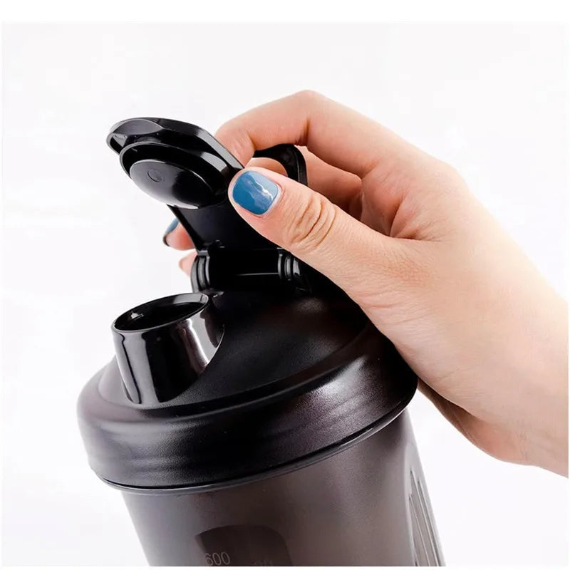 Leakproof Protein Shaker (600ml) with Mixer Ball