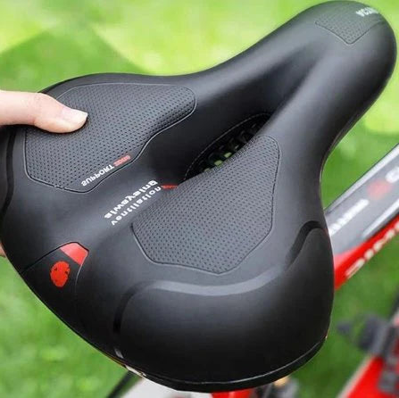 Shock-Absorbing Cloud Saddle for Mountain Bikes